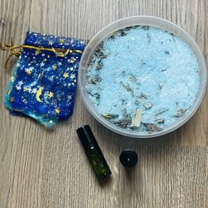 Down From The Tower Mini Rollers & Bath Tea